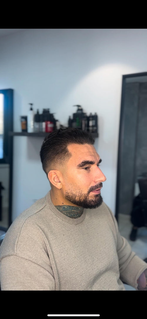 Laura Men’s Salon kép 1